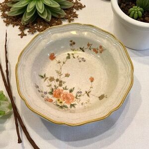 MIKASA Garden Club Silk Bouquet Soup Cereal Bowl 8" Floral Beige Retired
